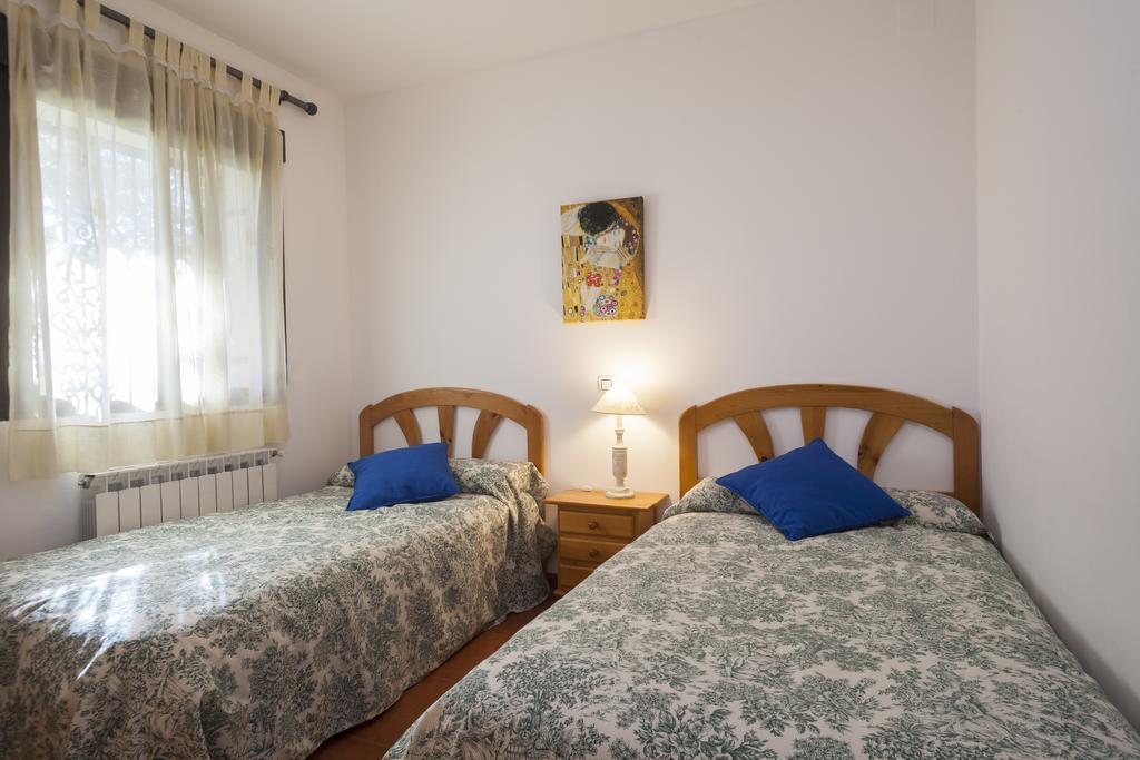 La Buenaventura Del Tietar Guest House Casavieja Room photo